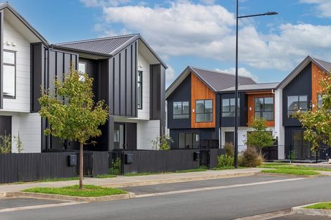 Photo of property in 4 Tuputupu Drive, Kumeu, 0810