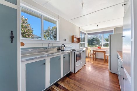 Photo of property in 157 Frankley Road, Frankleigh Park, New Plymouth, 4310