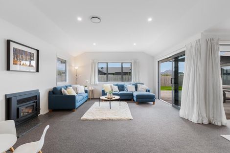 Photo of property in 5 Turnbull Crescent, Wanaka, 9305