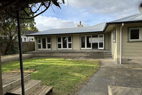 Photo of property in 37 Atmore Avenue, Otaki, 5512