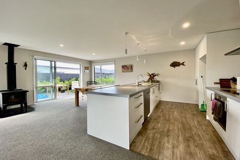 Photo of property in 75 Georgina Street, Marshland, Christchurch, 8083