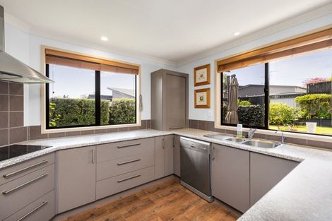 Photo of property in 23 Rosella Drive, Welcome Bay, Tauranga, 3112