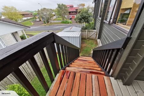 Photo of property in 22 Palomino Drive, Henderson, Auckland, 0612