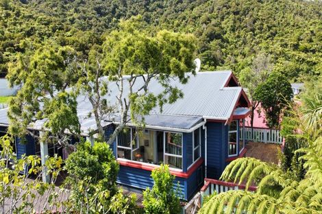 Photo of property in 7 Ashmore Avenue, Cobden, Greymouth, 7802