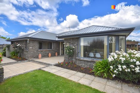 Photo of property in 18 Sunninghurst Drive, Fairfield, Dunedin, 9018