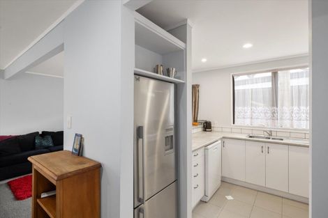 Photo of property in 4b Sheath Street, Tauranga, 3110