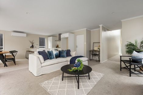 Photo of property in 309a Lakes Boulevard, Pyes Pa, Tauranga, 3112