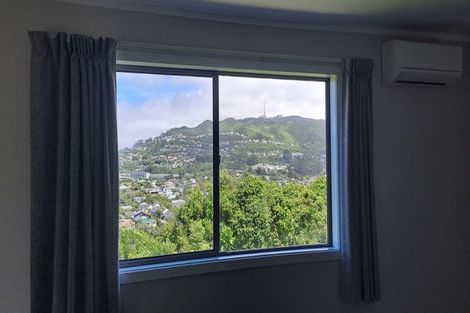 Photo of property in 16 Ceres Crescent, Johnsonville, Wellington, 6037
