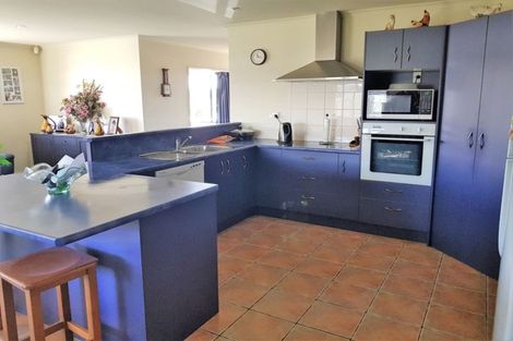 Photo of property in 17a Ruahine Street, Dannevirke, 4930