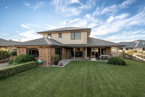 Photo of property in 8 Cooper Crescent, Cambridge, 3434