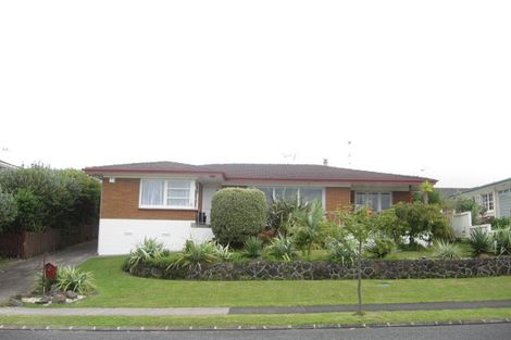 Photo of property in 15 Harford Place, Pakuranga Heights, Auckland, 2010