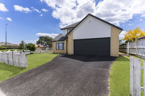 Photo of property in 2 Erne Crescent, East Tamaki, Auckland, 2016