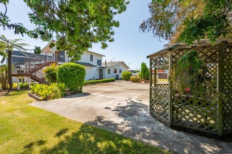 Photo of property in 198a Main Rd Clive, Clive, 4102