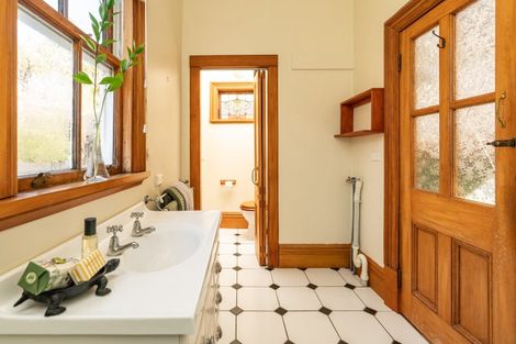 Photo of property in 84 Wilson Street, Newtown, Wellington, 6021