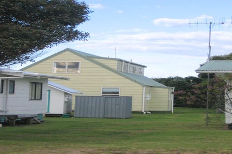 Photo of property in 310b Given Avenue, Whangamata, 3620