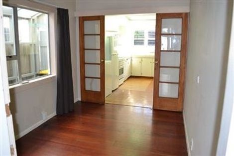 Photo of property in 43 Roxburgh Street, Mount Victoria, Wellington, 6011
