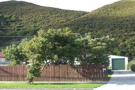 Photo of property in 403 Cambridge Terrace, Naenae, Lower Hutt, 5011