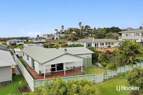 Photo of property in 49b The Crescent, Waihi Beach, 3611