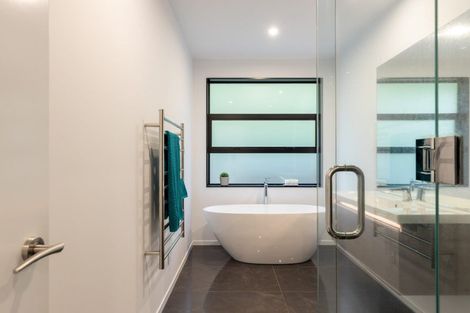 Photo of property in 26c Smith Road, Merrilands, New Plymouth, 4312