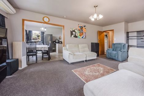 Photo of property in 5 Ashby Place, Pukekohe, 2120