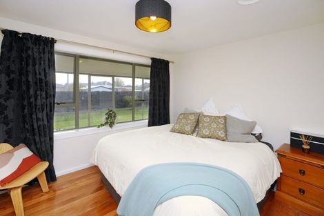 Photo of property in 13 Petries Road, Woodend, 7610