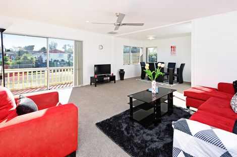 Photo of property in 3 Carter Place, Manurewa, Auckland, 2102