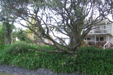 Photo of property in 23 Whitby Crescent, Mairangi Bay, Auckland, 0630