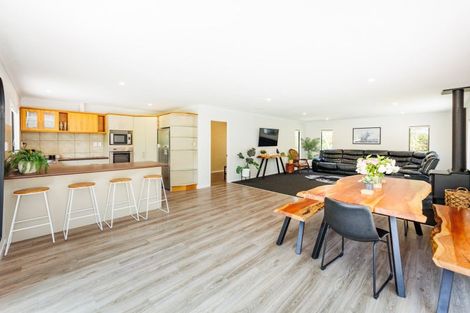 Photo of property in 1999 Longburn Rongotea Road, Longburn, Palmerston North, 4475