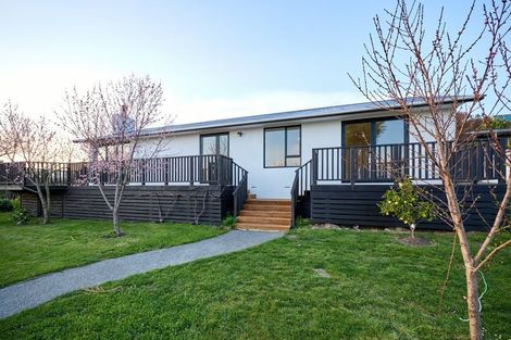 Photo of property in 27 Hastings Street, Kaikoura, 7300