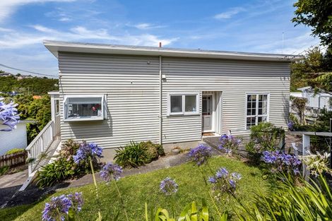 Photo of property in 16 Dominion Park Street, Johnsonville, Wellington, 6037