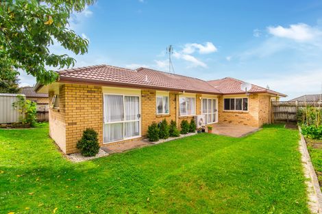 Photo of property in 10 Villino Place, Randwick Park, Auckland, 2105