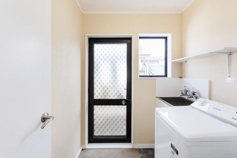 Photo of property in 10 Botanical Road, Takaro, Palmerston North, 4412