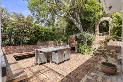 Photo of property in 71 Hendry Avenue, Hillsborough, Auckland, 1042