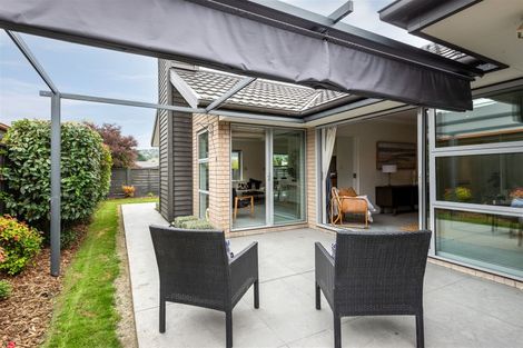 Photo of property in 28 Holbrook Way, Westmorland, Christchurch, 8025