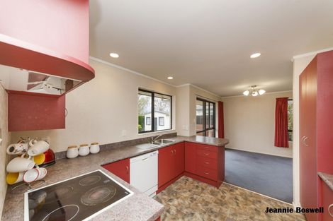 Photo of property in 20 Aspen Way, Kelvin Grove, Palmerston North, 4414