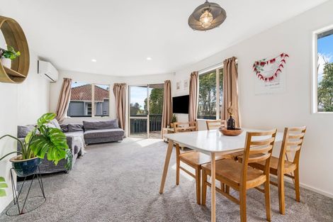 Photo of property in 140 Titirangi Road, New Lynn, Auckland, 0600