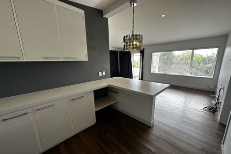 Photo of property in 1/6 Anne Road, Hillcrest, Auckland, 0627