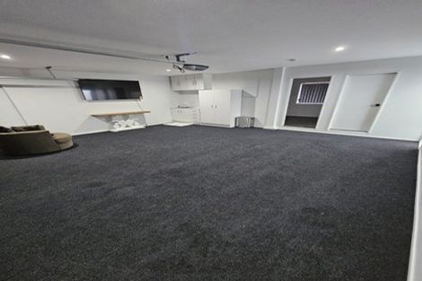 Photo of property in 139a Henderson Valley Road, Henderson, Auckland, 0612