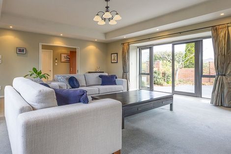 Photo of property in 14 Dunmurry Place, Casebrook, Christchurch, 8051