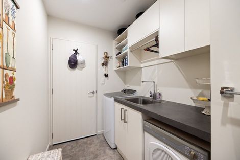 Photo of property in 4 Loe Place, Amberley, 7410