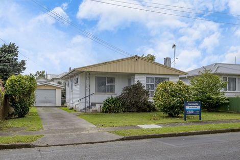 Photo of property in 28 Elizabeth Street, Levin, 5510