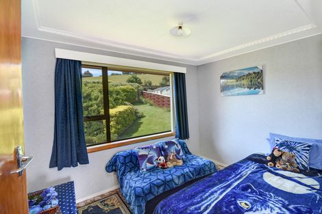 Photo of property in 30 Bayne Terrace, Macandrew Bay, Dunedin, 9014