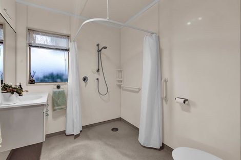 Photo of property in 23 Clemow Road, Fitzroy, New Plymouth, 4312