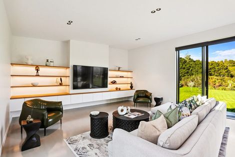 Photo of property in 22 Kahika Grove, Huapai, Kumeu, 0810