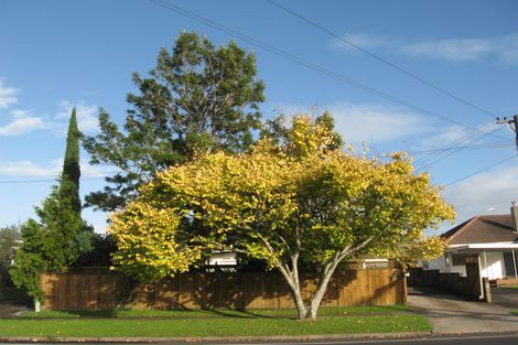 Photo of property in 19 Gossamer Drive, Pakuranga Heights, Auckland, 2010