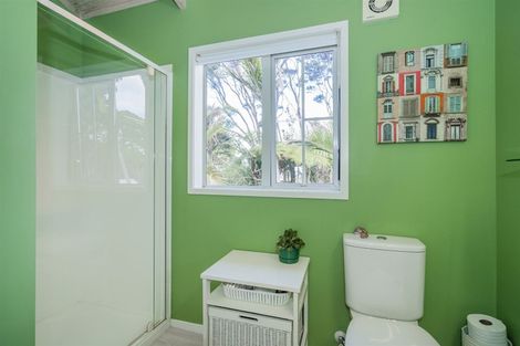 Photo of property in 68 Tarapatiki Drive, Whitianga, 3510