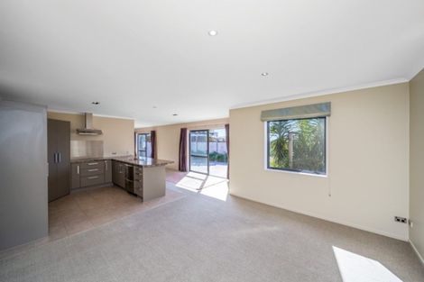 Photo of property in 3 Manuka Place, Whalers Gate, New Plymouth, 4310