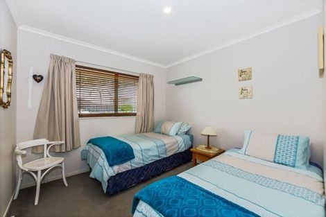 Photo of property in 215 Alec Craig Way, Gulf Harbour, Whangaparaoa, 0930