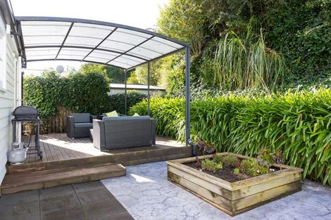 Photo of property in 131 Shakespeare Road, Bluff Hill, Napier, 4110