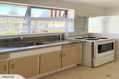 Photo of property in 1/207 Mount Albert Road, Wesley, Auckland, 1025